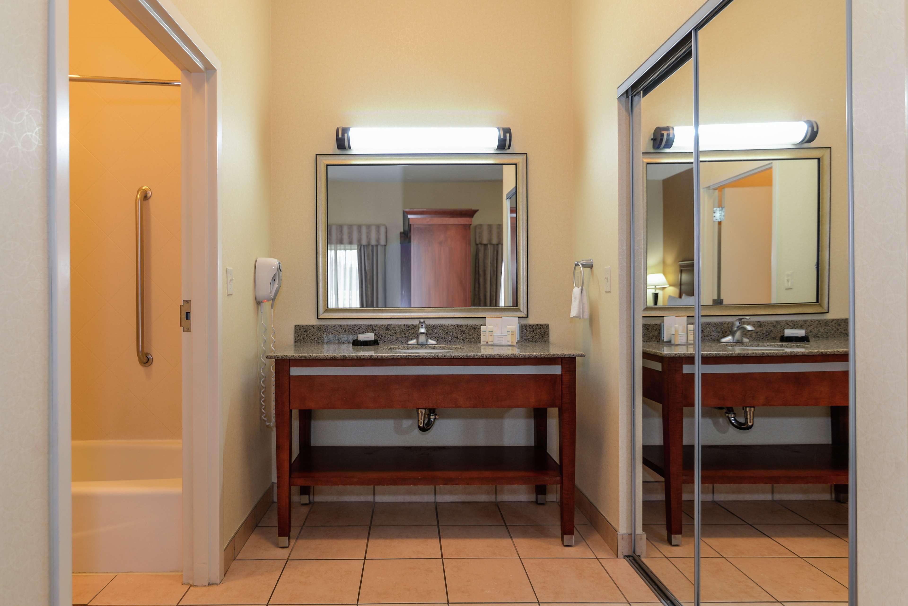 Hampton Inn&Suites Detroit/Chesterfield Extérieur photo