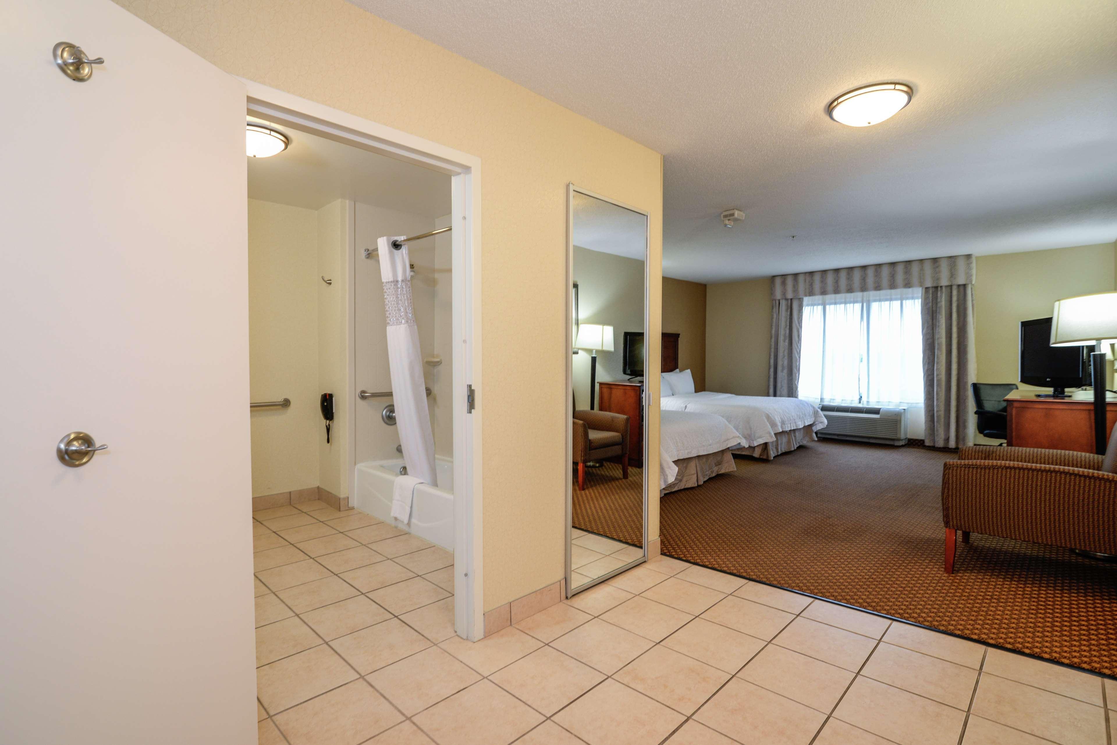 Hampton Inn&Suites Detroit/Chesterfield Extérieur photo