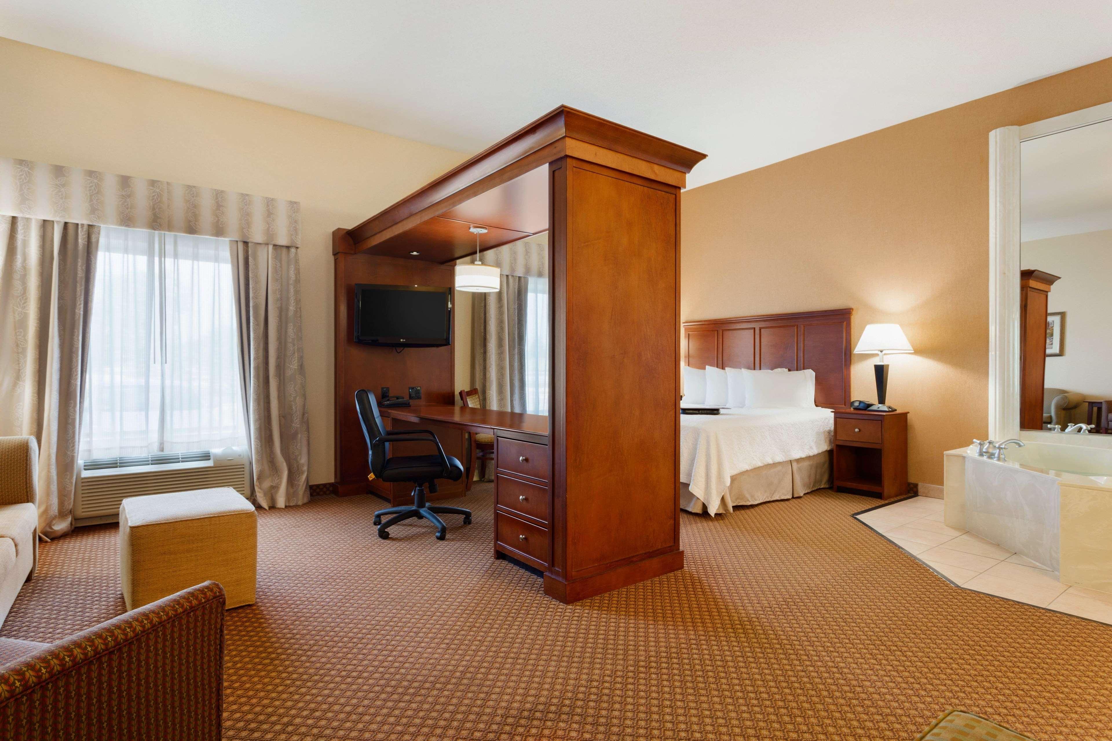 Hampton Inn&Suites Detroit/Chesterfield Extérieur photo