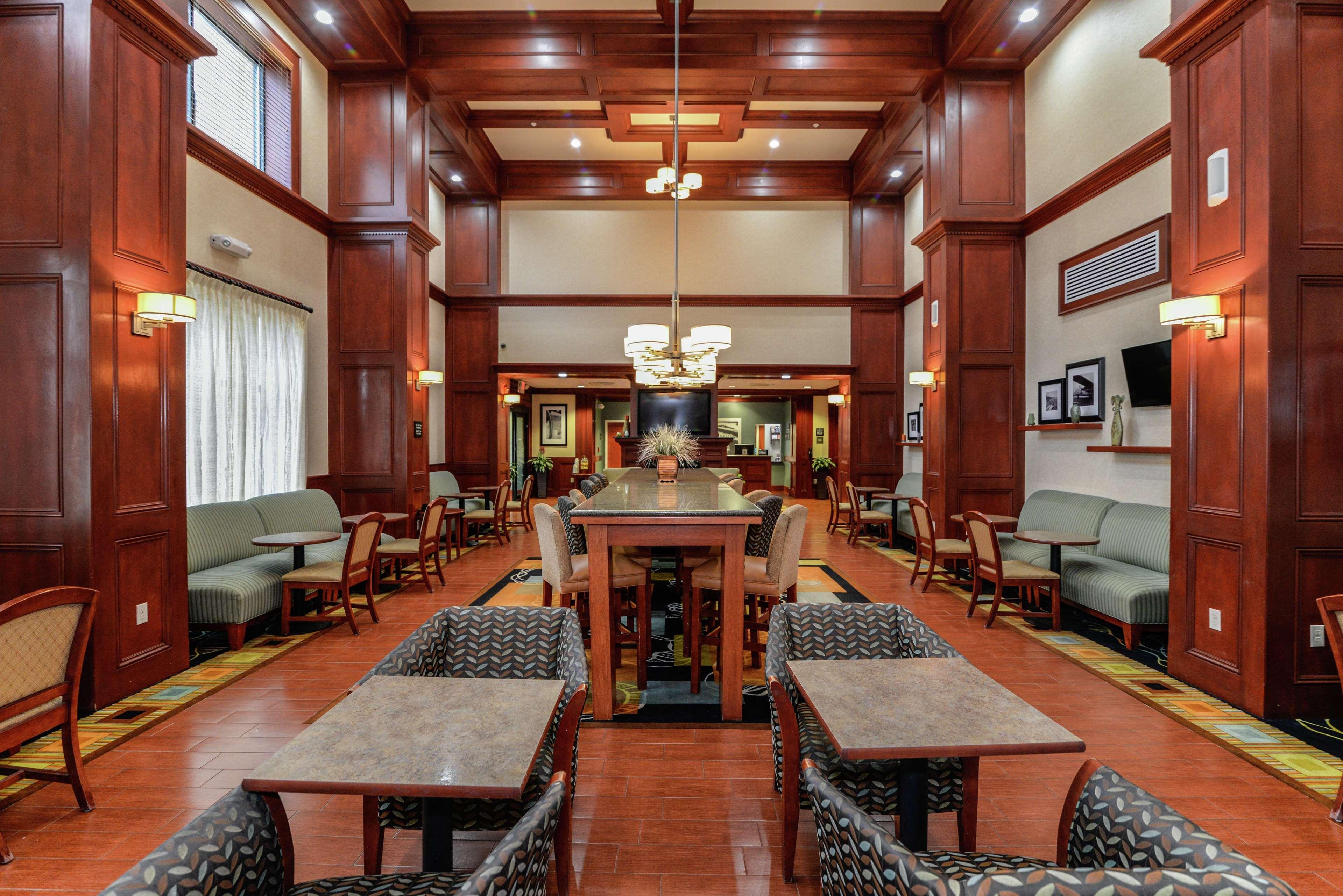 Hampton Inn&Suites Detroit/Chesterfield Extérieur photo