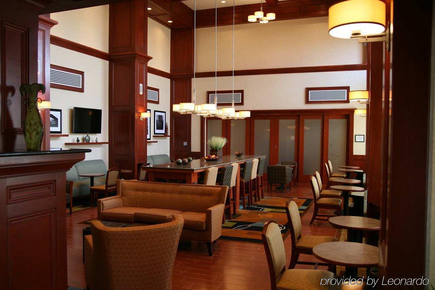 Hampton Inn&Suites Detroit/Chesterfield Restaurant photo